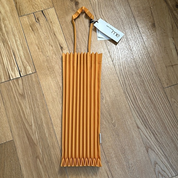 NEW Issey Miyake ME Trunk Pleats Bag 12 in Color 53. Price is firm